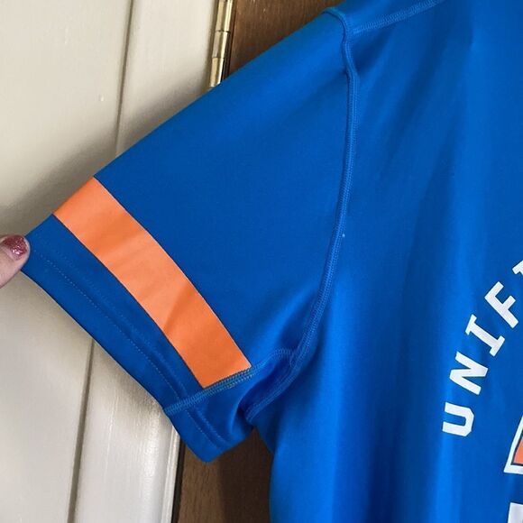 H&M Sport S/S Jersey Style Shirt - Picture 2 of 11